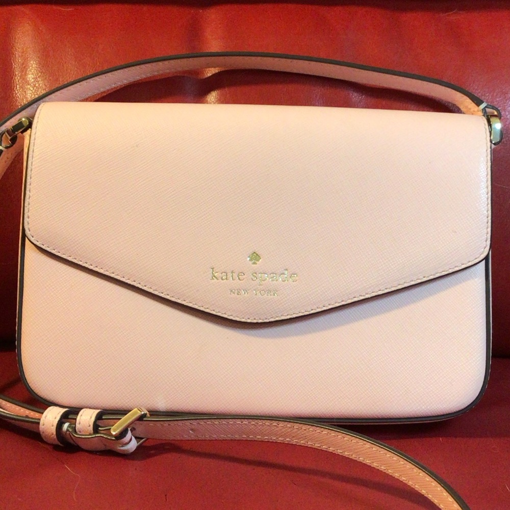 Kate Spade Sadie Envelope Leather Crossbody in Berry Cream